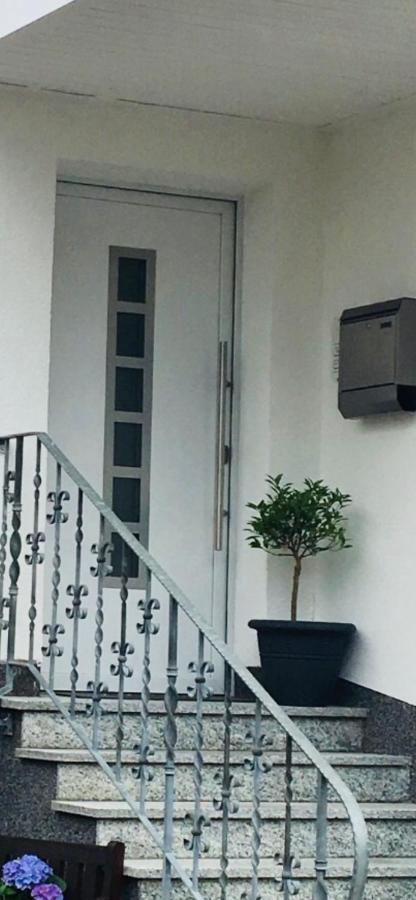 Mit Balkon In Apartment Calden