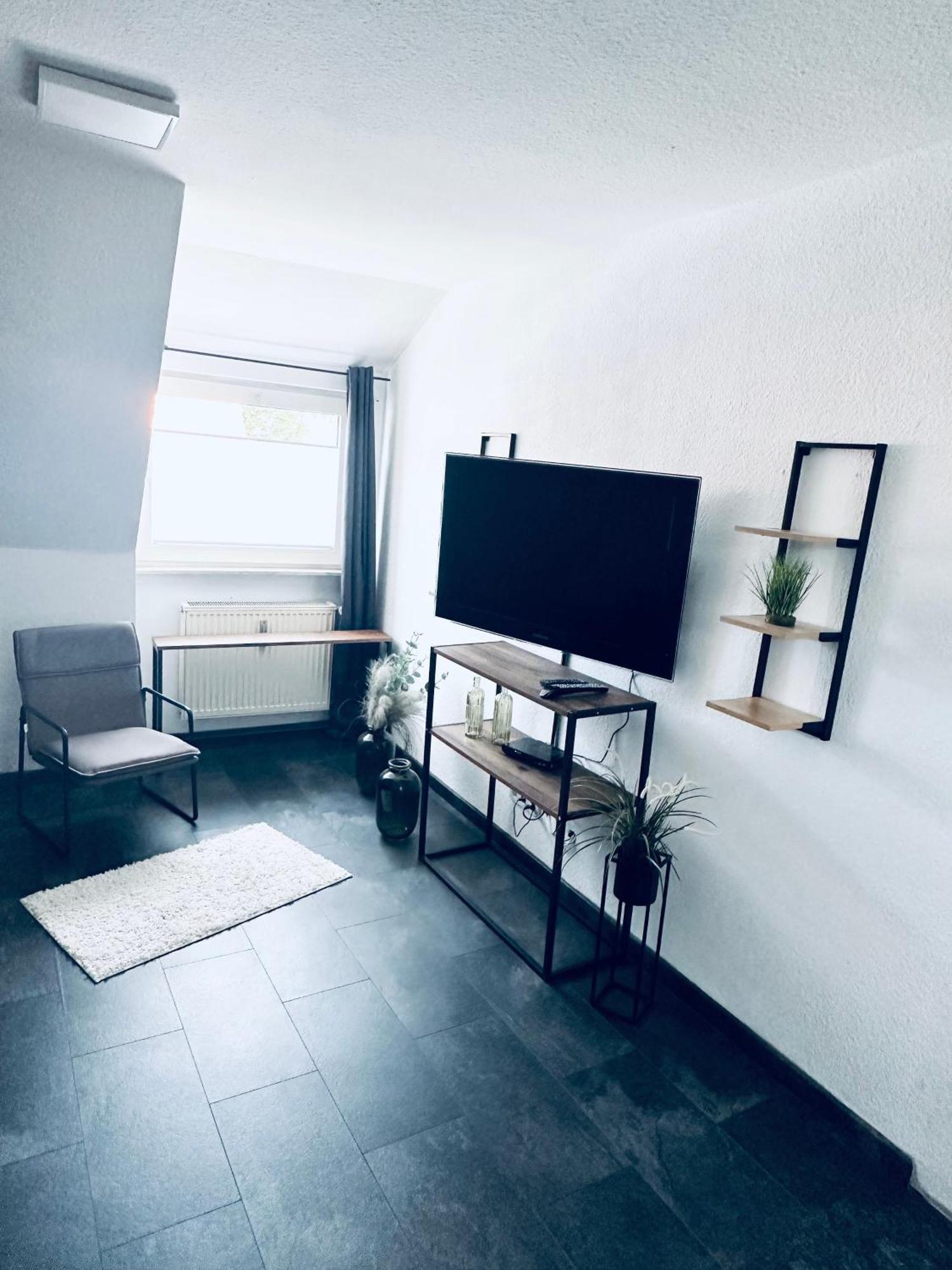 Mit Balkon In