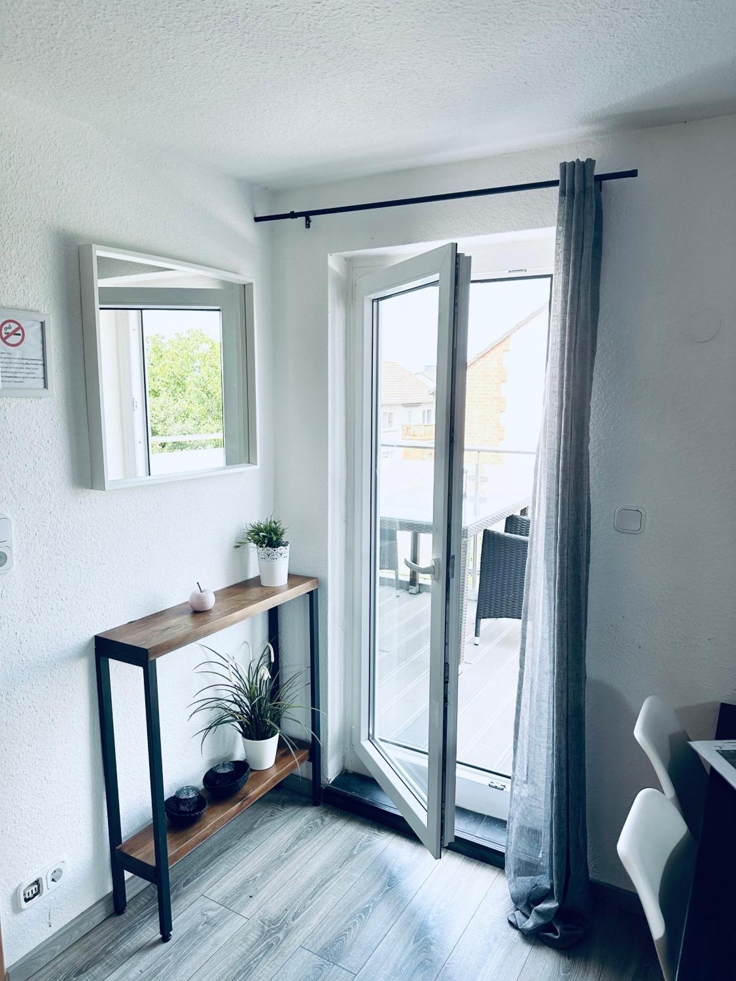 Appartement Mit Balkon In